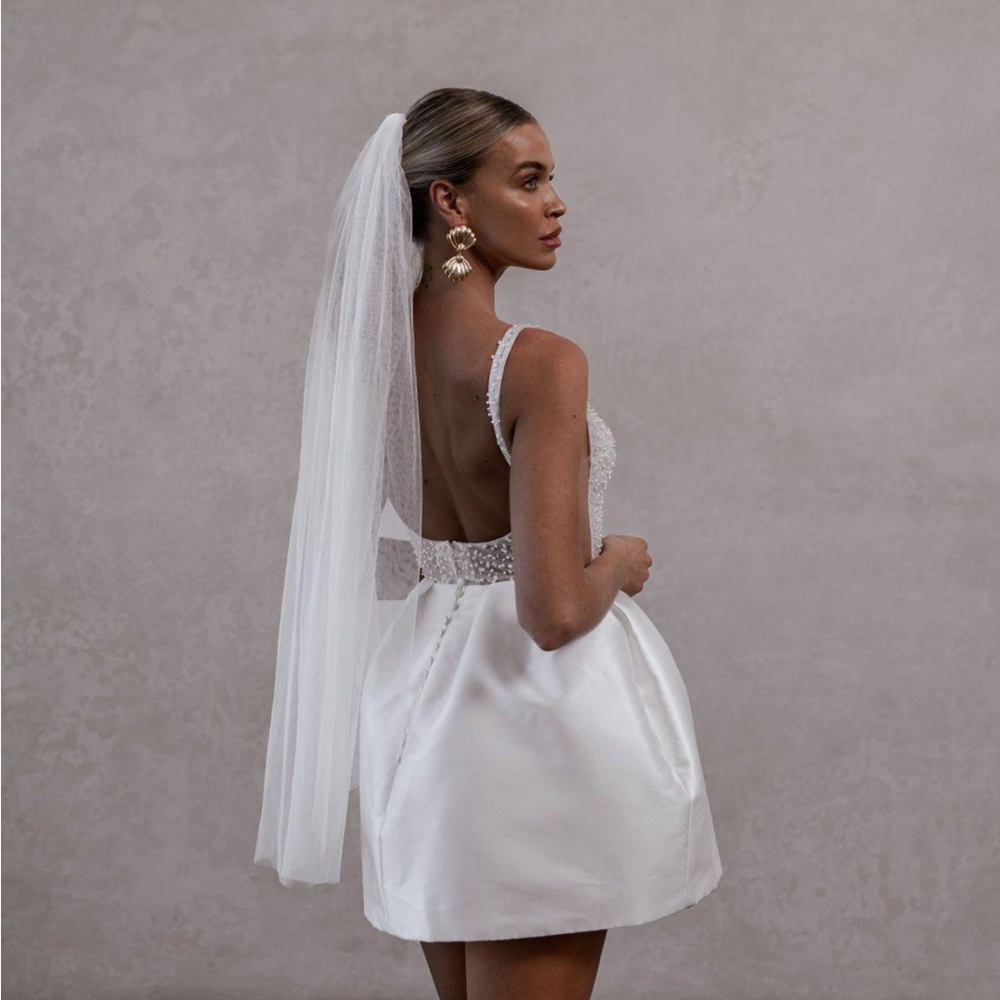 MWL MADE WITH LOVE | MOLLY VEIL